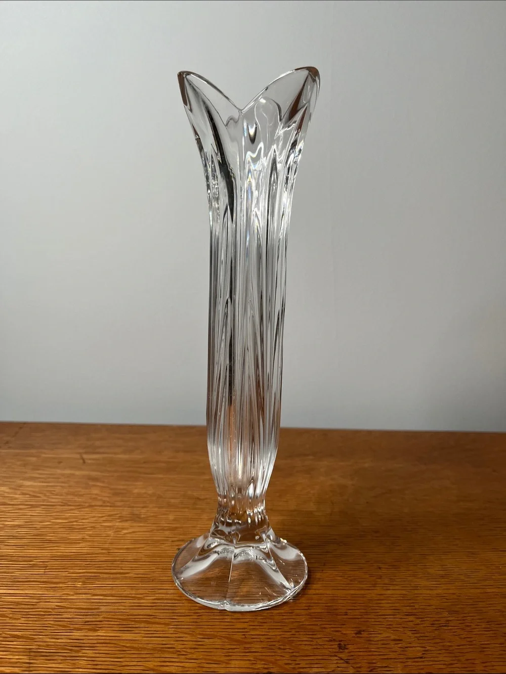 Marquis by Waterford 10” Crystal Bud Vase Flared Petal Rim elegant decor